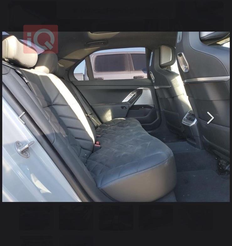 بی ئێم دەبڵیو سیریەس 7